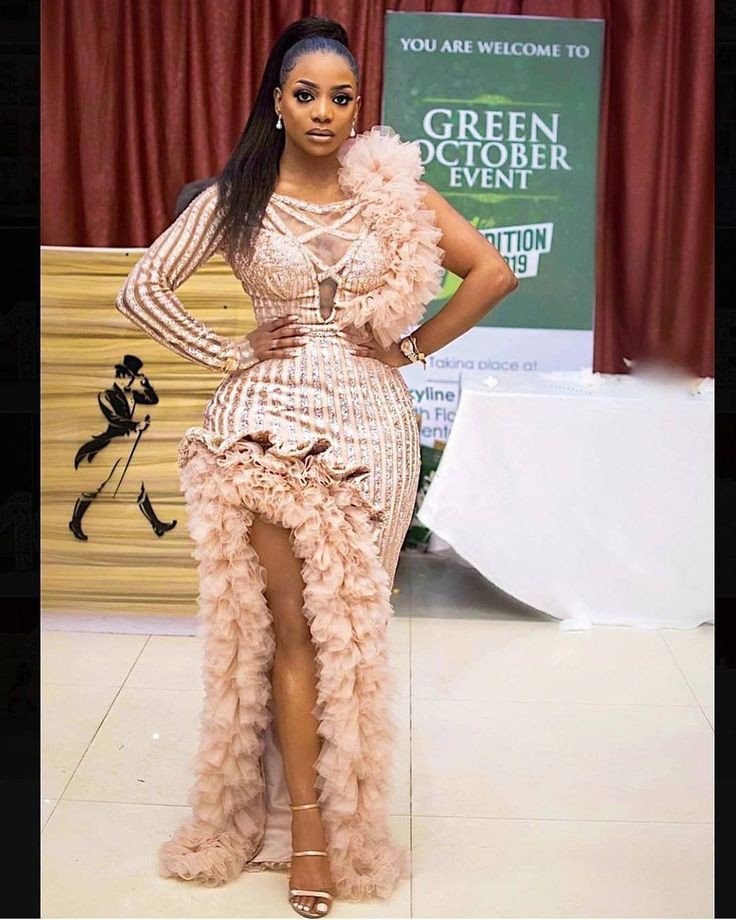short asoebi gown